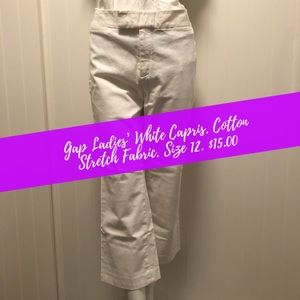 Gap White Capris